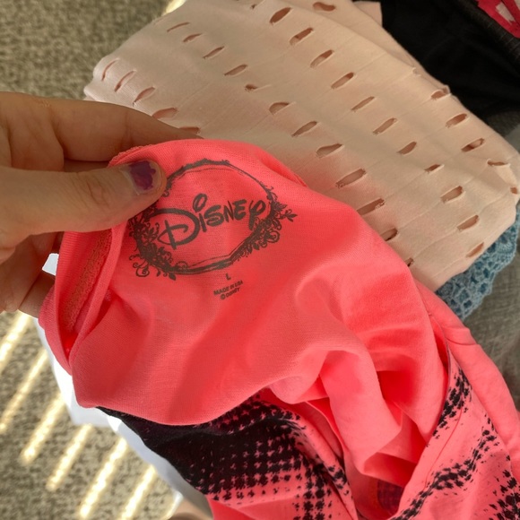 Neon pink Minnie mouse Disney blouse sz L - Picture 10 of 10